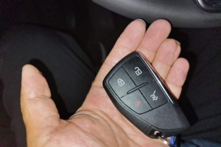Used Buick Envision 2022 Encore Plus 652T Five-Seat All-Wheel-Drive Luxury Model Vehicle Key
