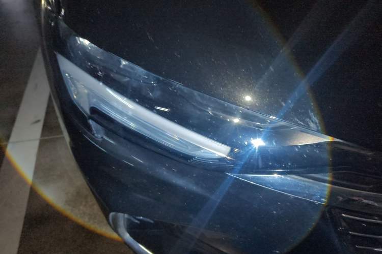 Used Buick Envision 2022 Encore Plus 652T Five-Seat Luxury Model Right Front Headlight