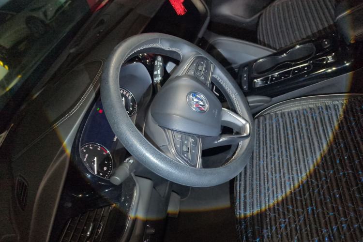 Used Buick Envision 2022 Encore Plus 652T Five-Seat Luxury Model Steering Wheel