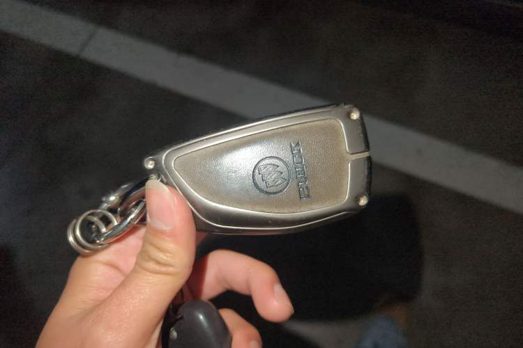 Used Buick Envision 2022 Encore Plus 652T Five-Seat Luxury Model Vehicle Key