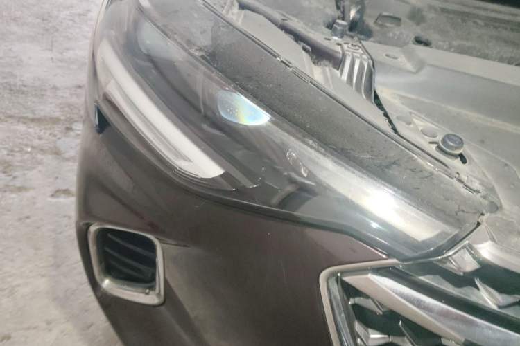 Used Buick Envision 2022 Encore S AWD Avenir Right Front Headlight