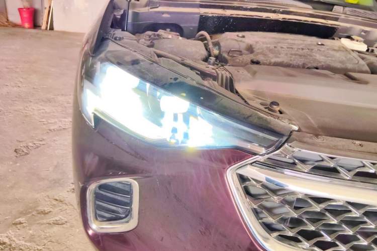 Used Buick Envision 2022 Encore S AWD Avenir Right Front Headlight
