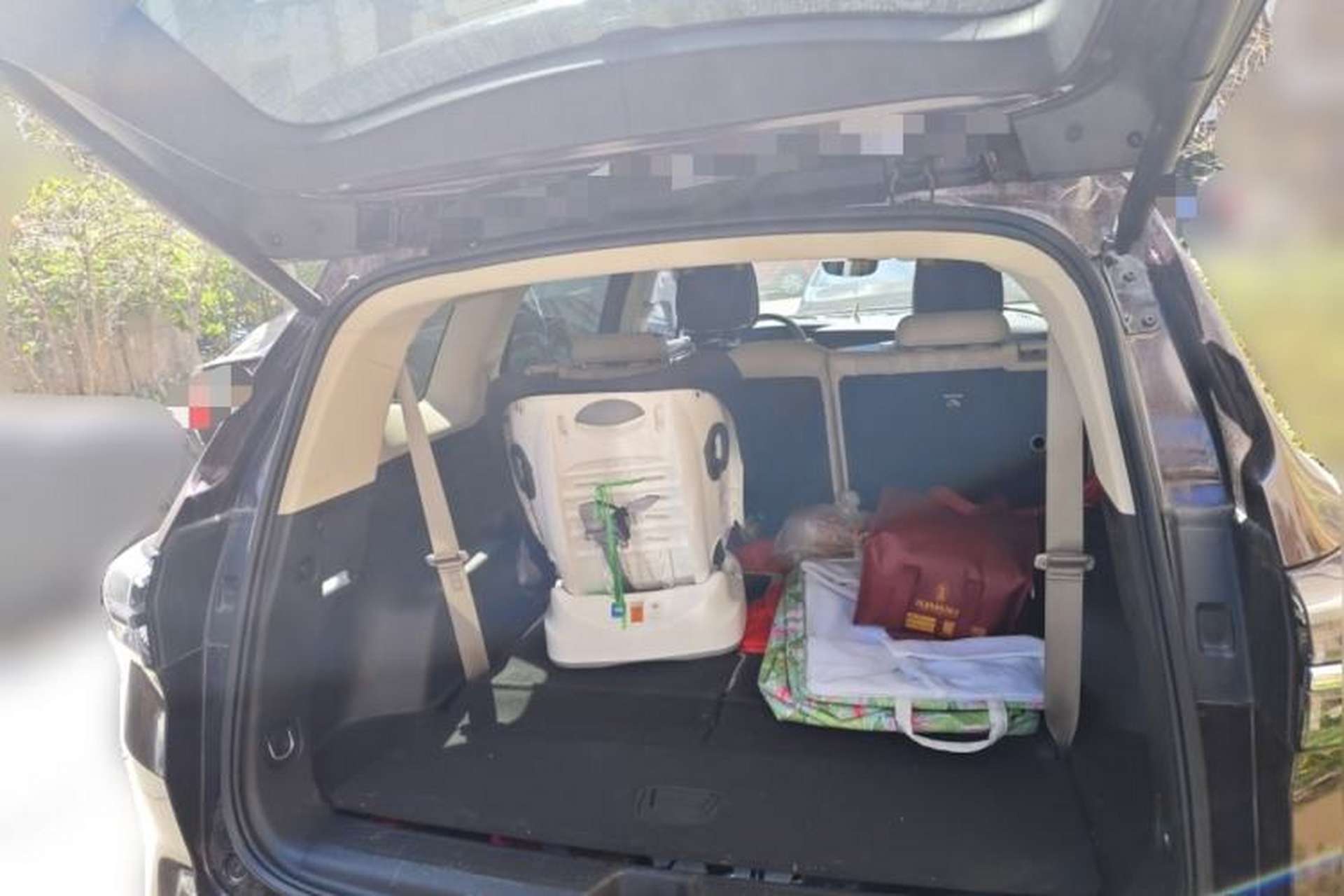 Used Buick Envision 2022 Encore Plus Avenir Aivia 7-Seater Edition Trunk