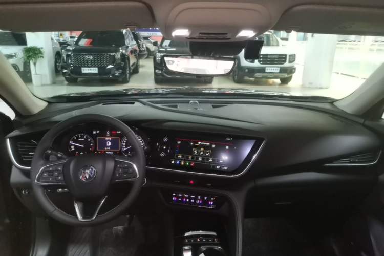 Used Buick Envision 2022 Encore Plus Avenir Aivia 7-Seater Edition Center Console