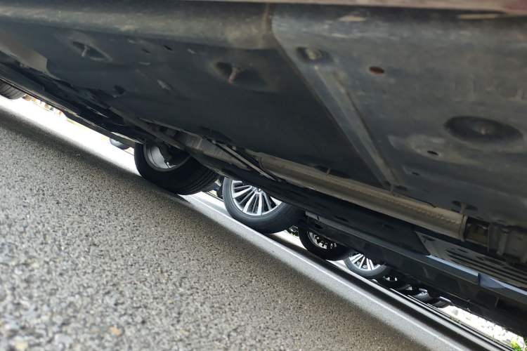 Used Buick Envision 2022 Encore S 652T Two-Wheel-Drive Luxury Model Chassis Rear Left