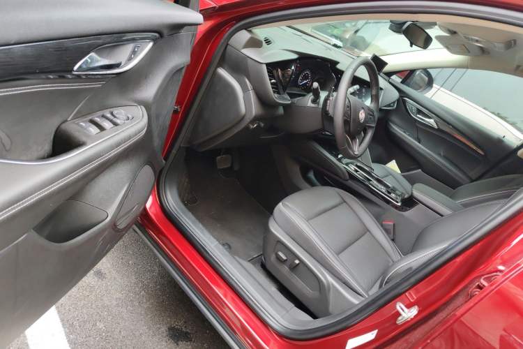Used Buick Envision 2022 Encore S 552T Two-Wheel-Drive Luxury Model Driver Seat