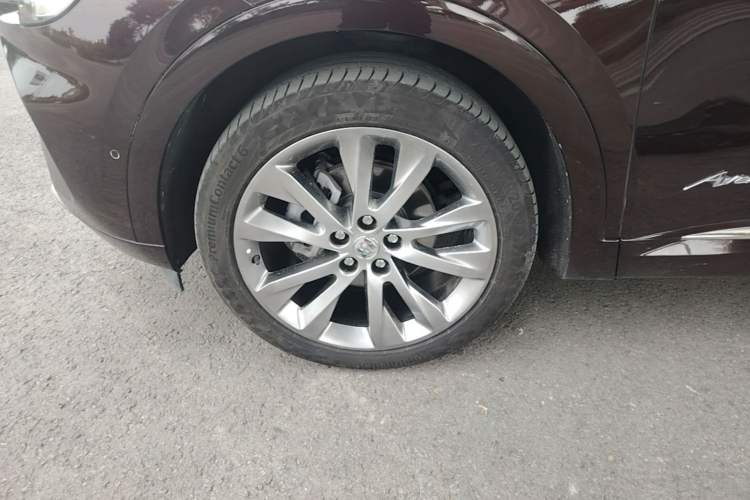 Used Buick Envision 2022 Encore S AWD Avenir Exterior 4