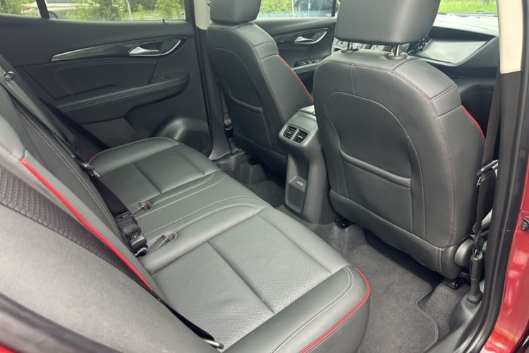 Used Buick Envision 2022 Encore S GS 4x4 Sport Edition Interior 3