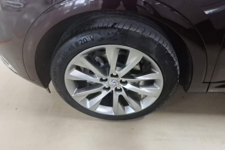 Used Buick Envision 2022 Encore Plus Avenir Aivia 7-Seater Edition Left Front Wheel Hub