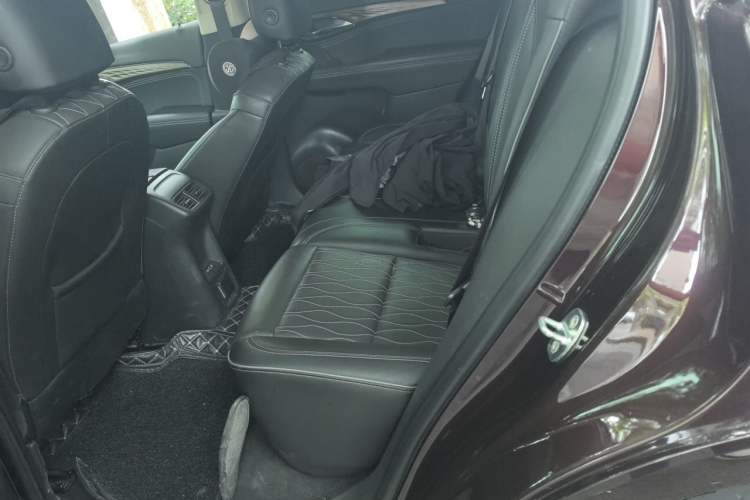 Used Buick Envision 2022 Encore Plus Avenir Avenir 5-Seater Edition Left Rear Seat