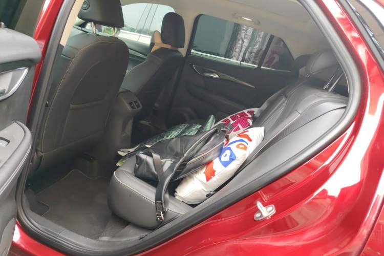Used Buick Envision 2022 Encore S 552T Two-Wheel-Drive Luxury Model Left Rear Seat