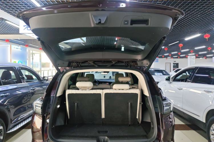 Used Buick Envision 2022 Encore Plus Avenir Aivia 7-Seater Edition Trunk