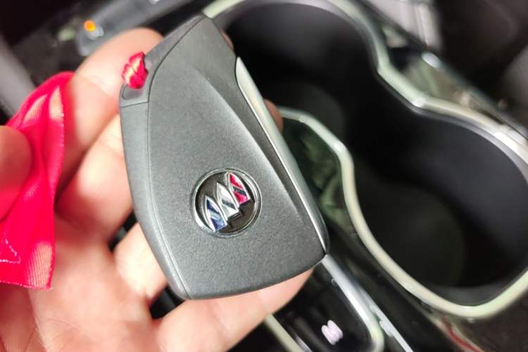 Used Buick Envision 2022 Encore S 552T Two-Wheel-Drive Luxury Model Vehicle Key