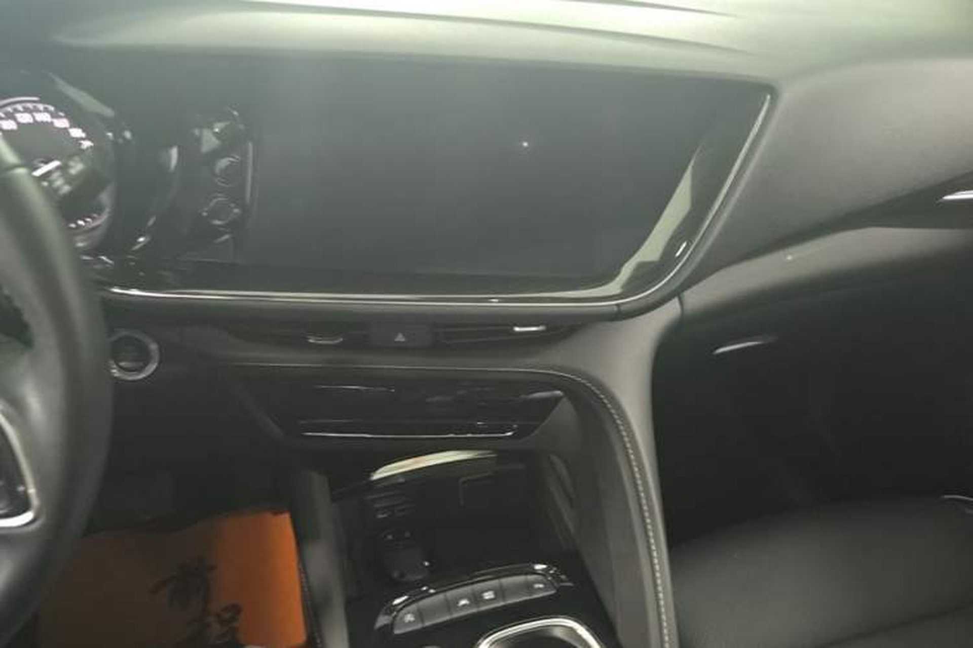 Used Buick Envision 2022 Facelift Encore S 552T Two-Wheel-Drive Luxury Model Audio And AC Panel