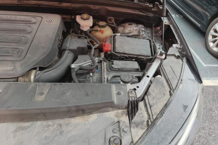 Used Buick Envision 2022 Encore S 552T Two-Wheel-Drive Luxury Model Engine Bay Left