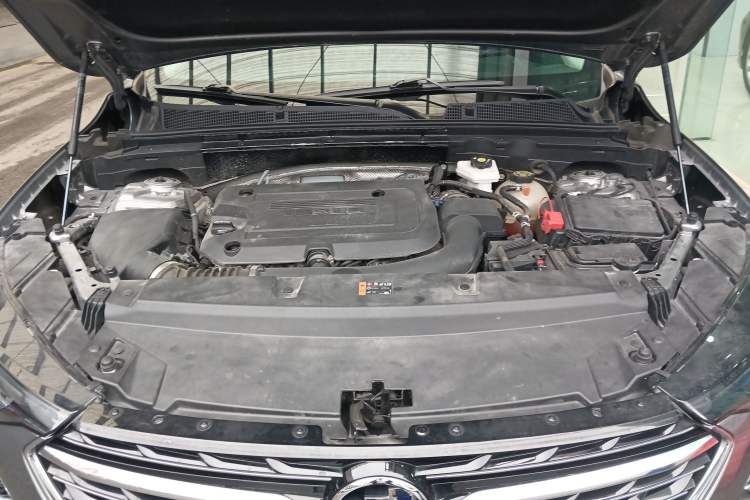 Used Buick Envision 2022 Encore S 652T Two-Wheel-Drive Luxury Model Engine Bay