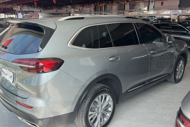 Used Buick Envision 2022 Encore Plus 652T Five-Seat Luxury Model Exterior 3