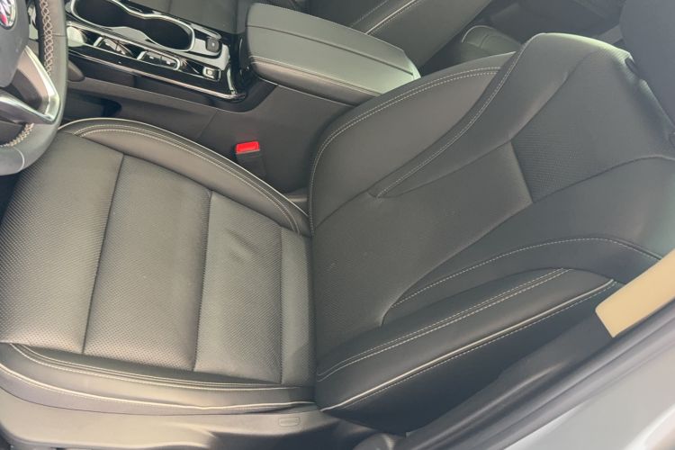Used Buick Envision 2022 Encore Plus 652T Five-Seat Luxury Model Right Front Seat
