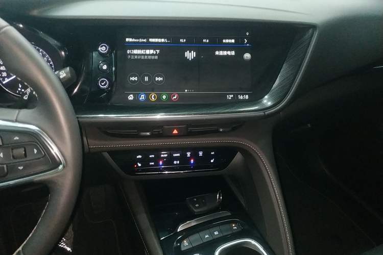 Used Buick Envision 2022 Facelift Encore S 552T Two-Wheel-Drive Luxury Model Audio And AC Panel