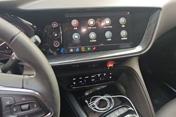 Used Buick Envision 2022 Facelift Encore S 652T Two-Wheel-Drive Luxury Model Audio And AC Panel