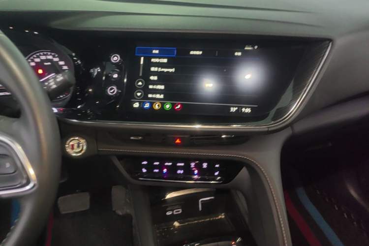 Used Buick Envision 2022 Encore S 652T Two-Wheel-Drive Luxury Model Audio And AC Panel