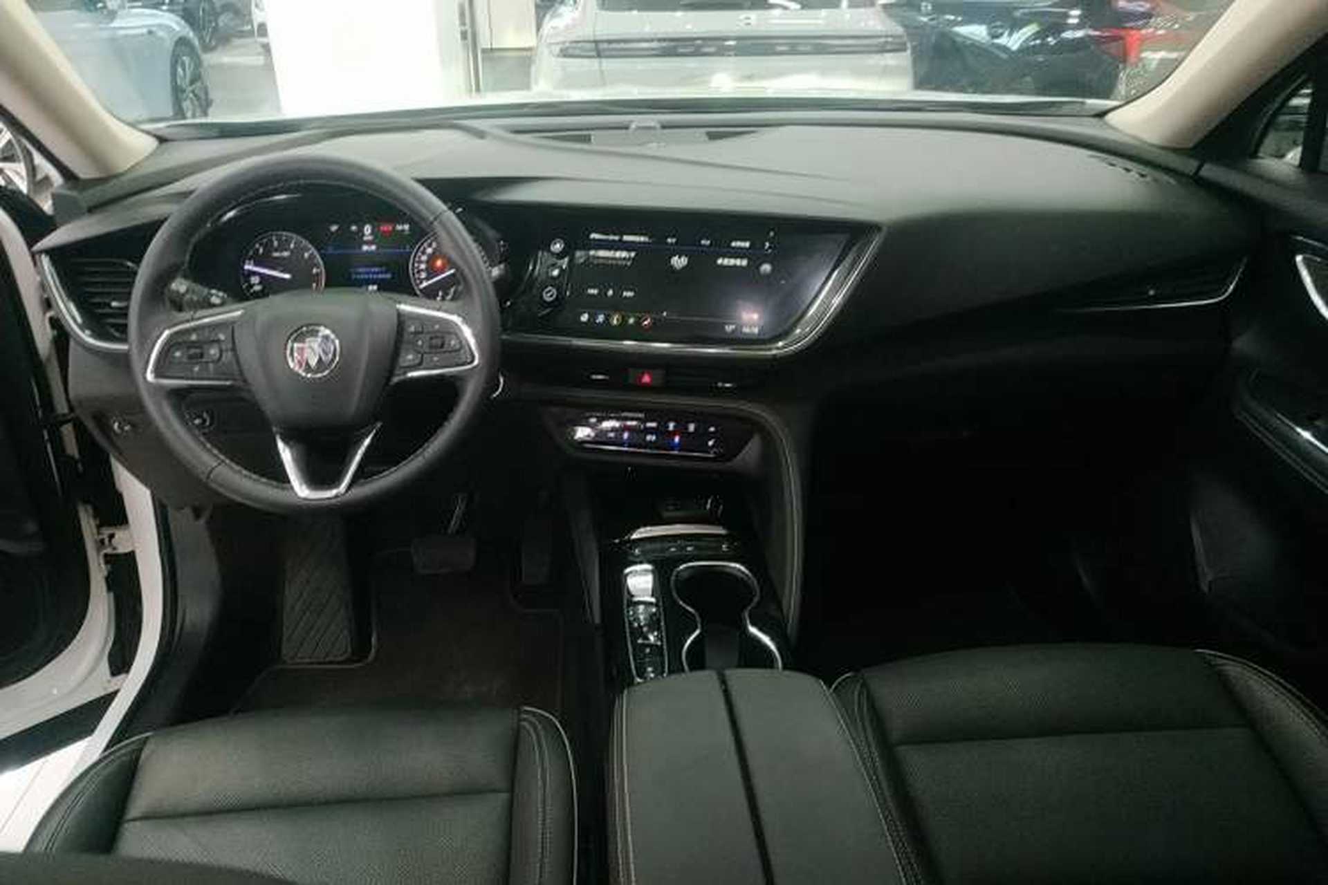 Used Buick Envision 2022 Facelift Encore S 552T Two-Wheel-Drive Luxury Model Center Console