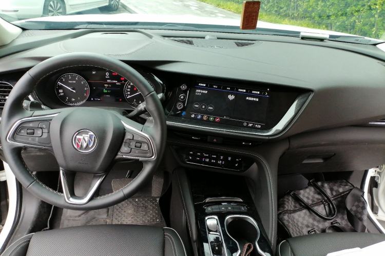 Used Buick Envision 2022 Facelift Encore S 552T Two-Wheel-Drive Luxury Model Center Console