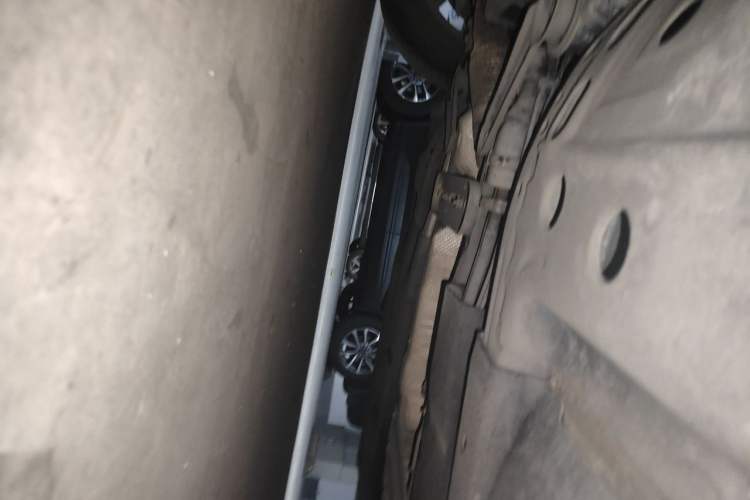 Used Buick Envision 2022 Encore S 552T Two-Wheel Drive Elite Model Chassis Front Left