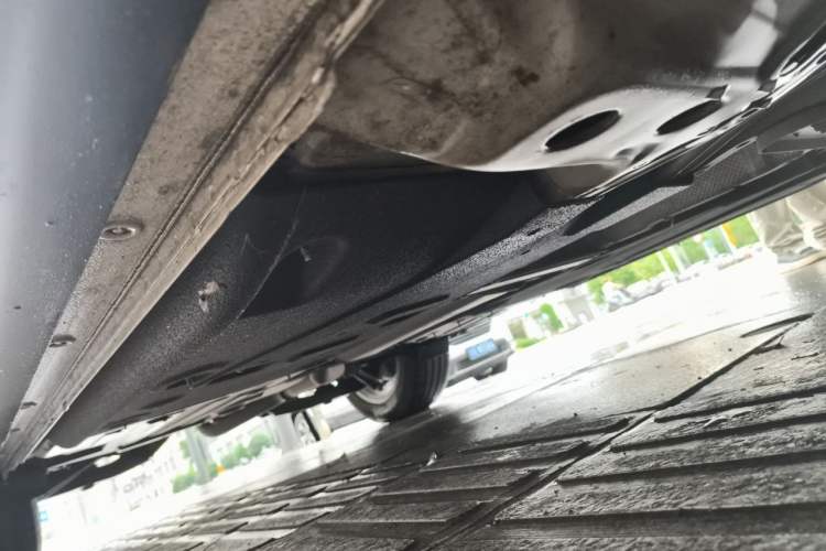 Used Buick Envision 2022 Encore S 552T Two-Wheel-Drive Luxury Model Chassis Front Right