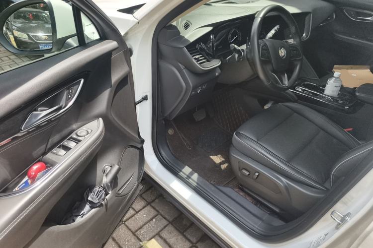 Used Buick Envision 2022 Encore Plus 652T Five-Seat Luxury Model Driver Seat