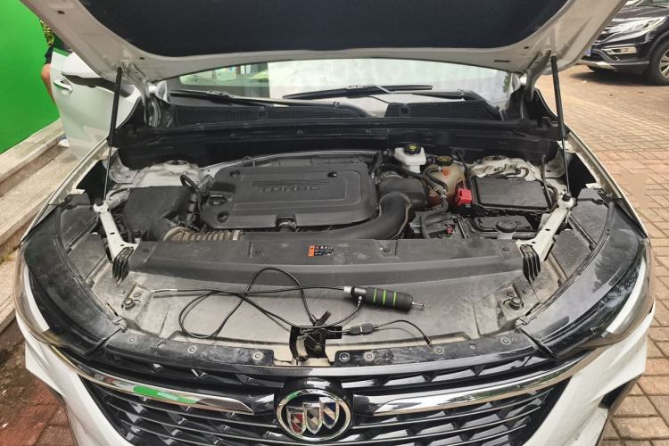 Used Buick Envision 2022 Encore Plus 652T Five-Seat Luxury Model Engine Bay