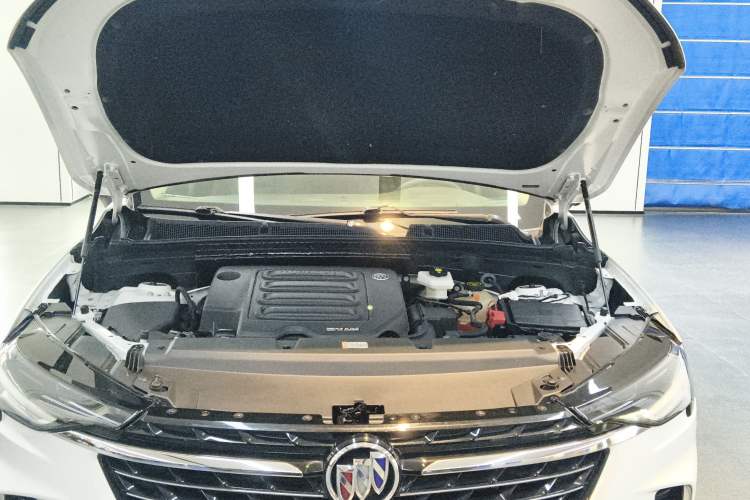 Used Buick Envision 2022 Facelift Encore Plus 552T Five-Seat Luxury Model Engine Bay