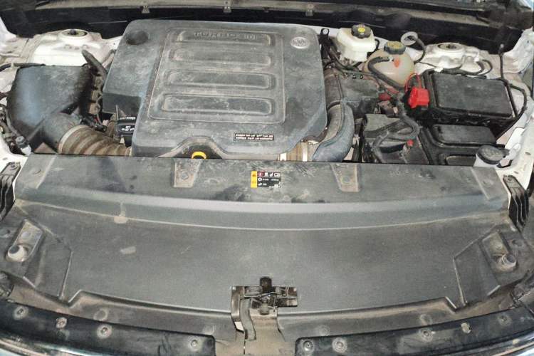 Used Buick Envision 2022 Facelift Encore S 552T Two-Wheel-Drive Luxury Model Engine Bay