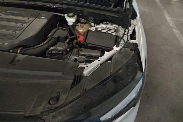 Used Buick Envision 2022 Encore S 552T Two-Wheel-Drive Luxury Model Engine Bay Left