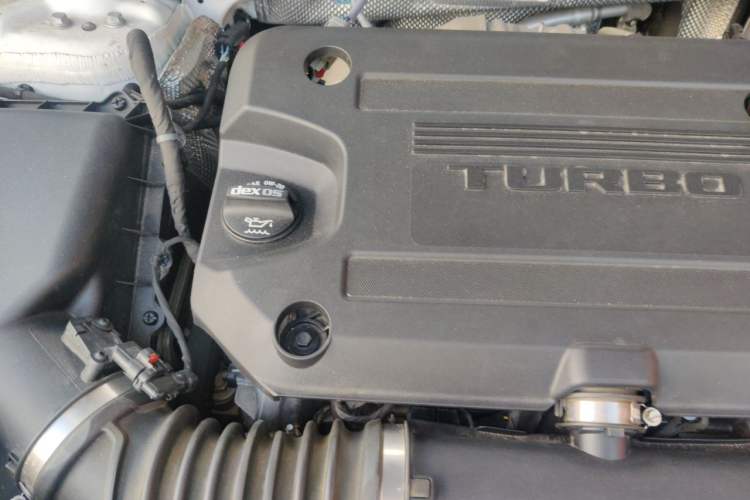 Used Buick Envision 2022 Encore Plus 652T Five-Seat Luxury Model Engine Bay Right