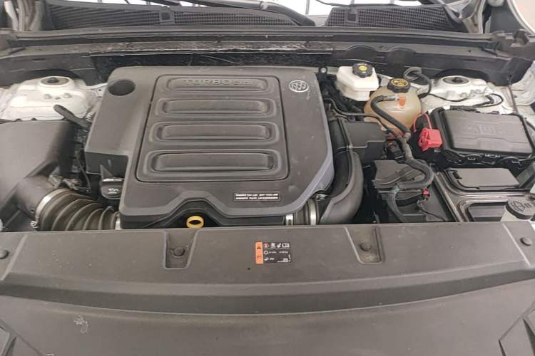 Used Buick Envision 2022 Encore S 552T Two-Wheel-Drive Luxury Model Engine Bay