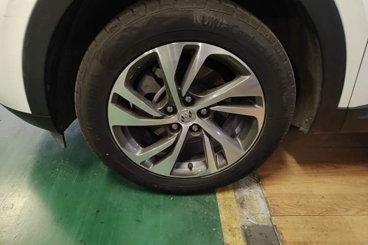 Used Buick Envision 2022 Encore S 552T Two-Wheel Drive Elite Model Exterior 4
