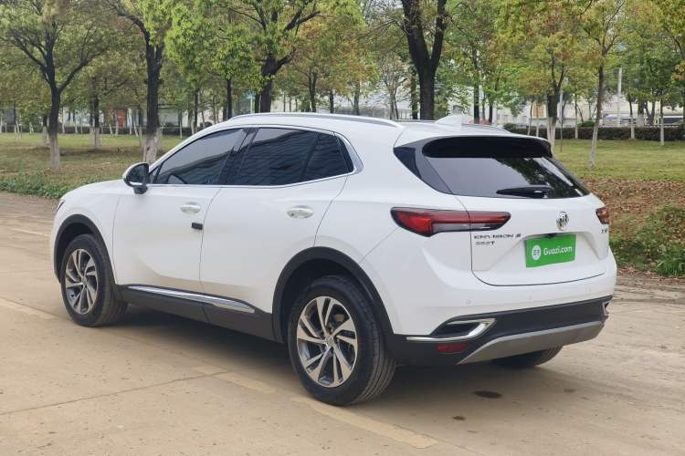 Used Buick Envision 2022 Encore S 552T Two-Wheel-Drive Luxury Model Exterior 4
