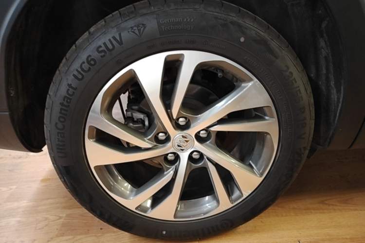 Used Buick Envision 2022 Encore S 552T Two-Wheel Drive Elite Model Exterior 5