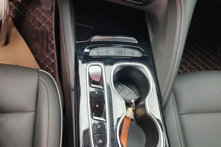 Used Buick Envision 2022 Facelift Encore S 552T Two-Wheel-Drive Luxury Model Gear Lever