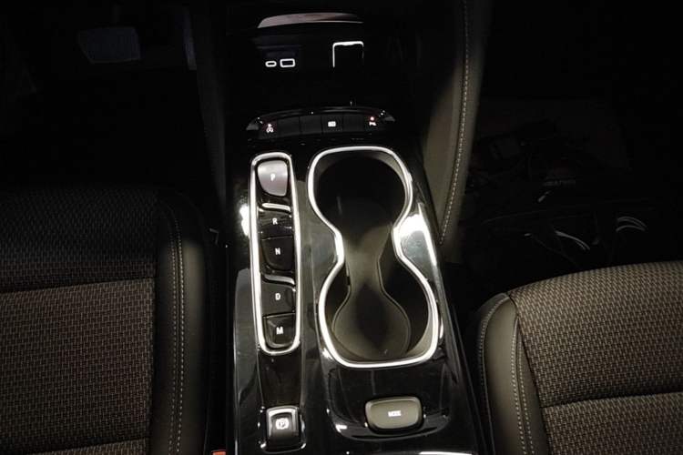 Used Buick Envision 2022 Encore S 552T Two-Wheel Drive Elite Model Gear Lever