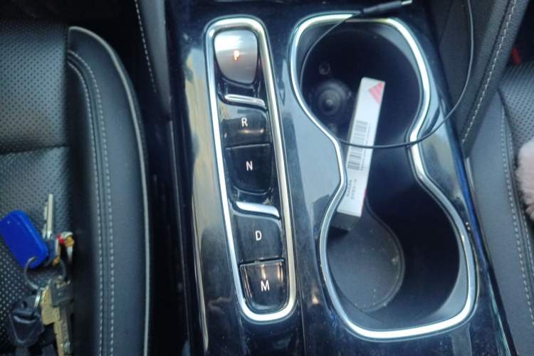 Used Buick Envision 2022 Encore Plus 652T Five-Seat Luxury Model Gear Lever
