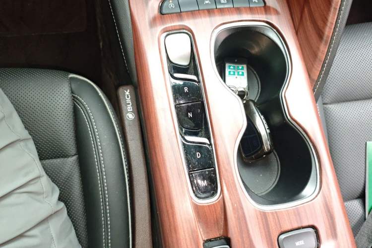 Used Buick Envision 2022 Encore S 552T Two-Wheel-Drive Luxury Model Gear Lever