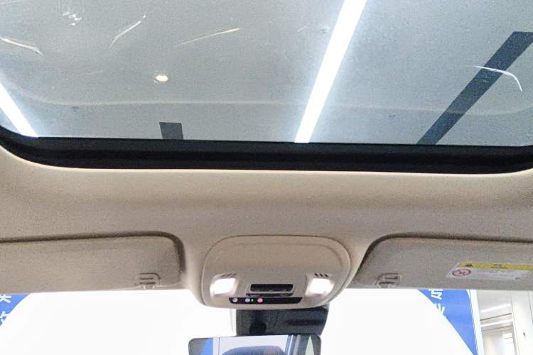 Used Buick Envision 2022 Facelift Encore Plus 552T Five-Seat Luxury Model Headliner