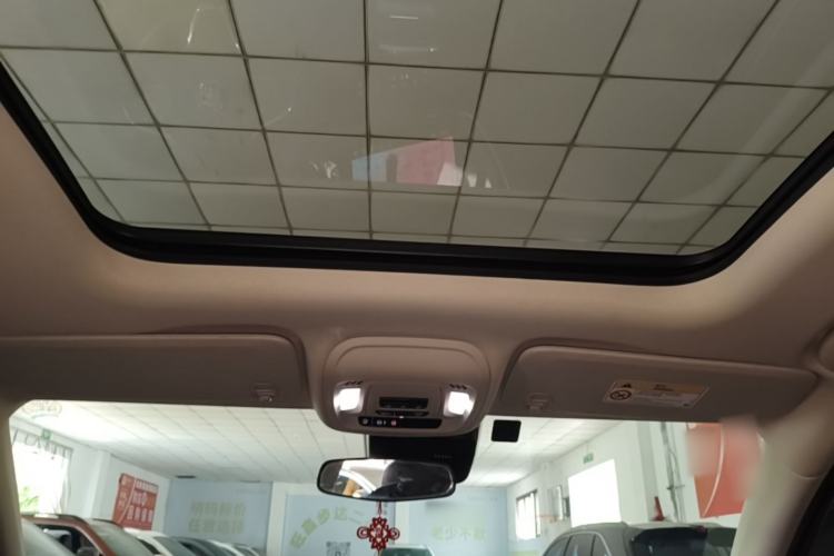 Used Buick Envision 2022 Facelift Encore S 552T Two-Wheel-Drive Luxury Model Headliner