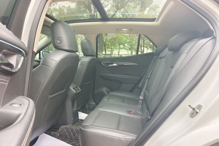 Used Buick Envision 2022 Encore S 552T Two-Wheel-Drive Luxury Model Interior 3