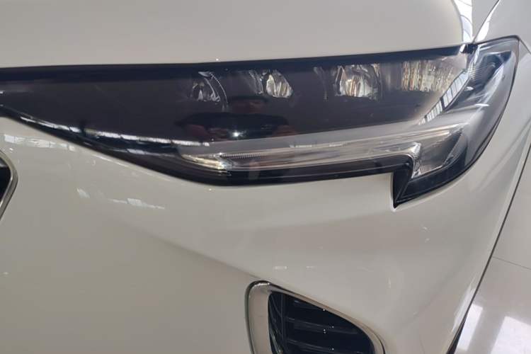 Used Buick Envision 2022 Facelift Encore S 552T Two-Wheel-Drive Luxury Model Left Front Headlight