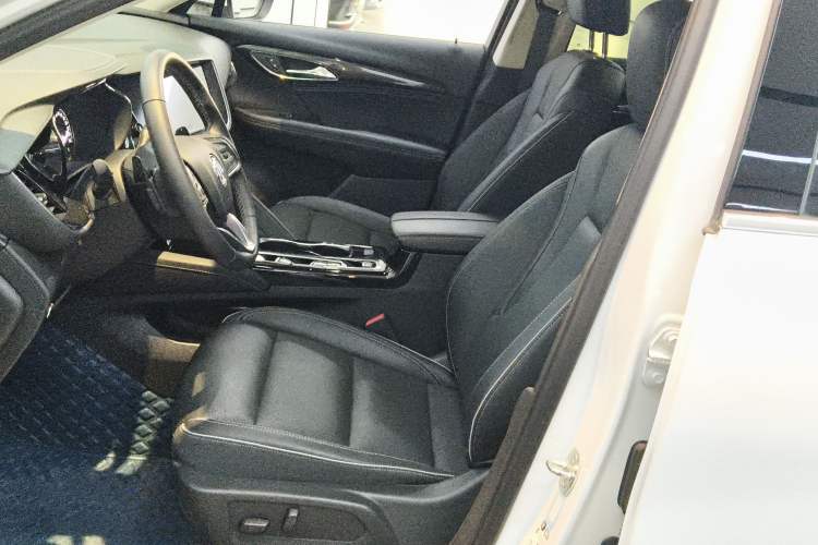 Used Buick Envision 2022 Facelift Encore Plus 552T Five-Seat Luxury Model Left Front Seat