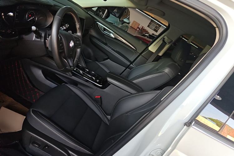 Used Buick Envision 2022 Encore Plus 652T Five-Seat Luxury Model Left Front Seat