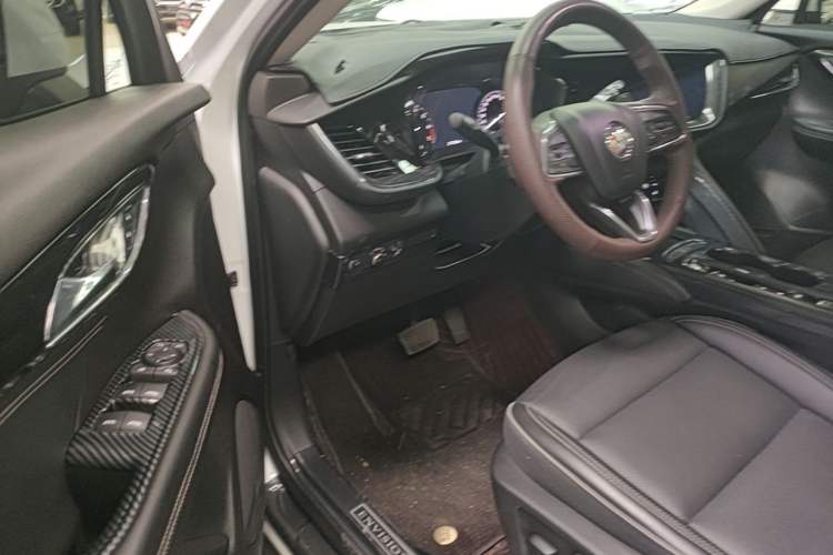 Used Buick Envision 2022 Encore S 552T Two-Wheel-Drive Luxury Model Left Front Seat